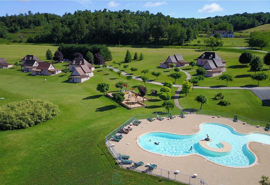 Hautefort, Nouvelle-Aquitaine, France 2 - 16883919