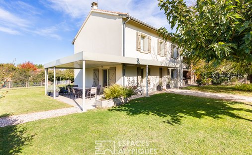 Early 20th Century Character Château In The Heart Of The Quercy Blanc