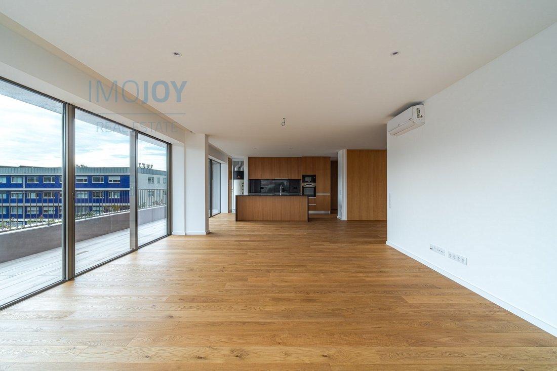 Apartment in Matosinhos e Leca da Palmeira, Porto District, Portugal 3 - 16878516