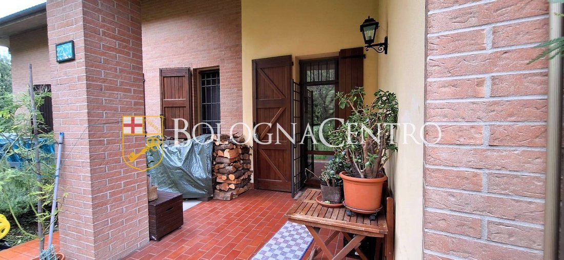 Villa in Monte San Pietro, Emilia-Romagna, Italy 4 - 16886352