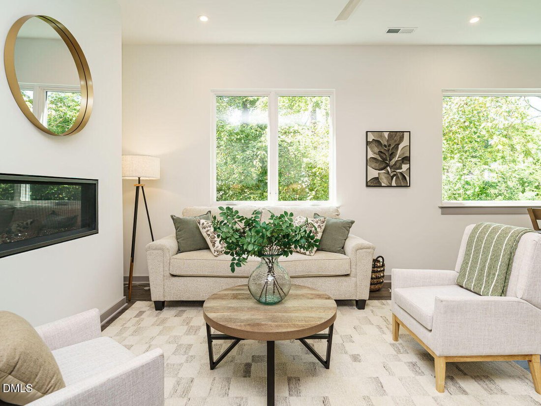 Townhouse in Raleigh, North Carolina, United States 4 - 16876320