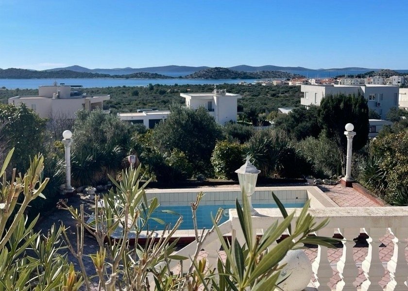 Villa in Sibenik-Knin County, Croatia 4 - 16880381