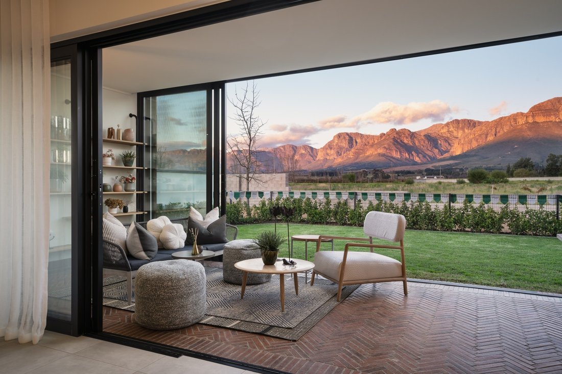 House in Drakenstein Local Municipality, Western Cape, South Africa 2 - 16872407