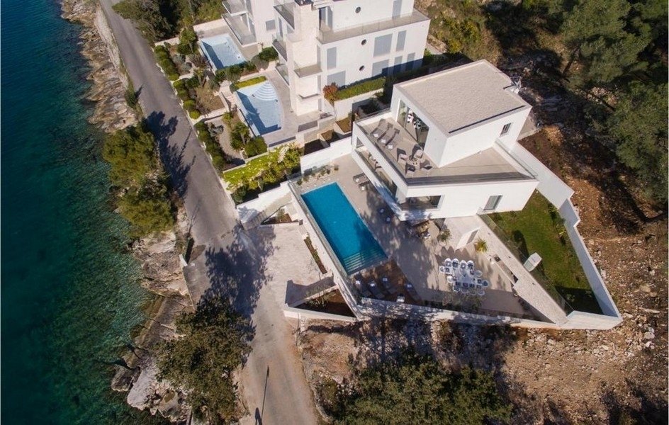 Villa in Lokve, Split, Split-Dalmatia County 4 - 16880394