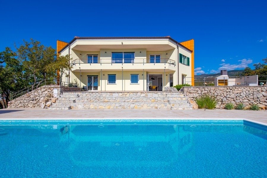 Villa in Grad Kraljevica, Primorje-Gorski Kotar County, Croatia 2 - 16880586