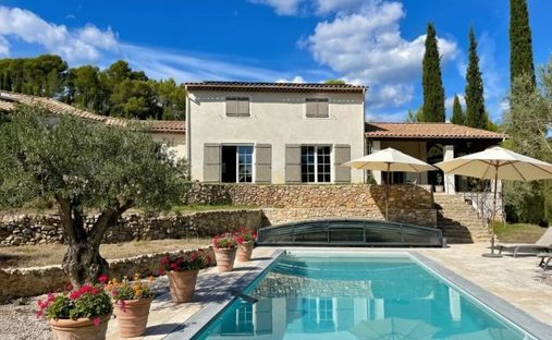Chateau In Provence With Guest House And 13 Ha Land