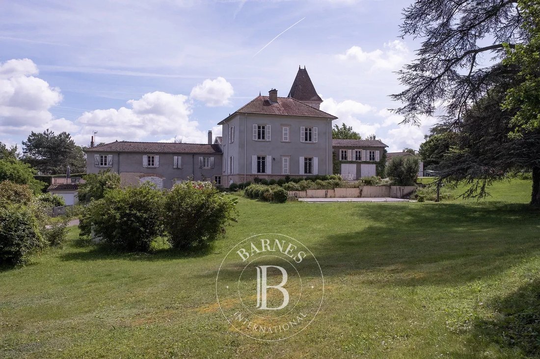 House in Saint-Didier-de-Formans, Auvergne-Rhône-Alpes, France 2 - 16885325