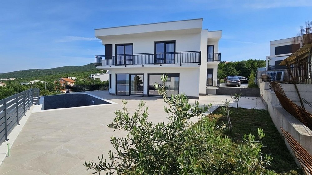 Villa in Grad Crikvenica, Primorje-Gorski Kotar County, Croatia 4 - 16880453