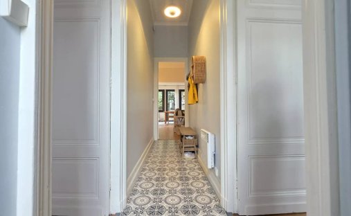 Castle for Sale in Bordeaux, Nouvelle-Aquitaine, France