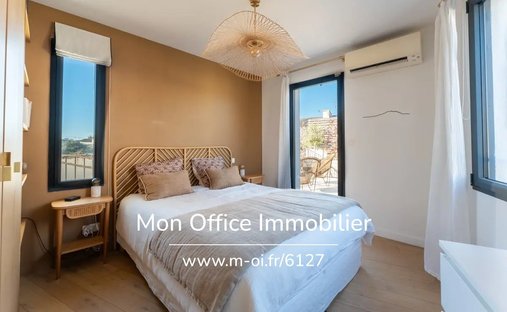 Castle for Sale in Aix-en-Provence, Provence-Alpes-Côte d'Azur, France