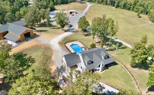 Farm Ranch in Centre, Alabama, United States 1