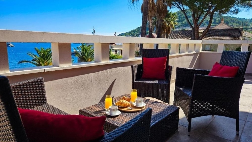 Villa in Vis, Split-Dalmatia County, Croatia 2 - 16880146