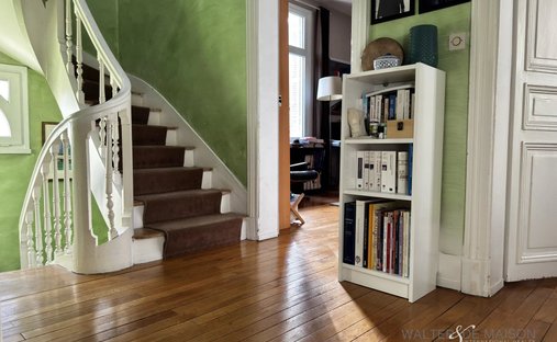 Castle for Sale in Tours, Centre-Val de Loire, France