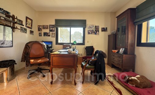 Castle for Sale in Béziers, Occitanie, France