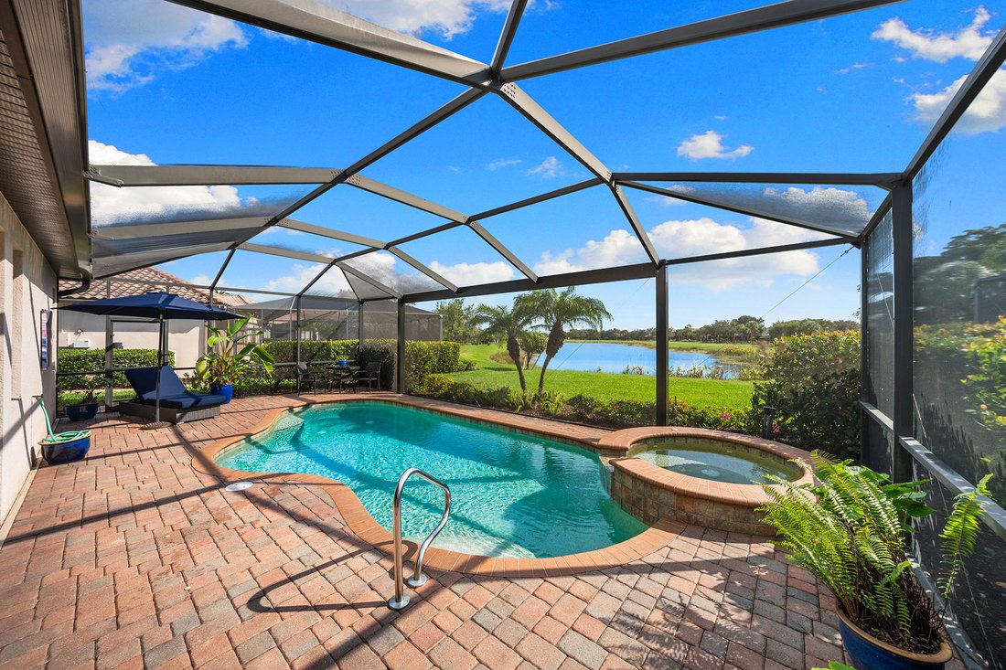 House in Naples, Florida, United States 5 - 16879445