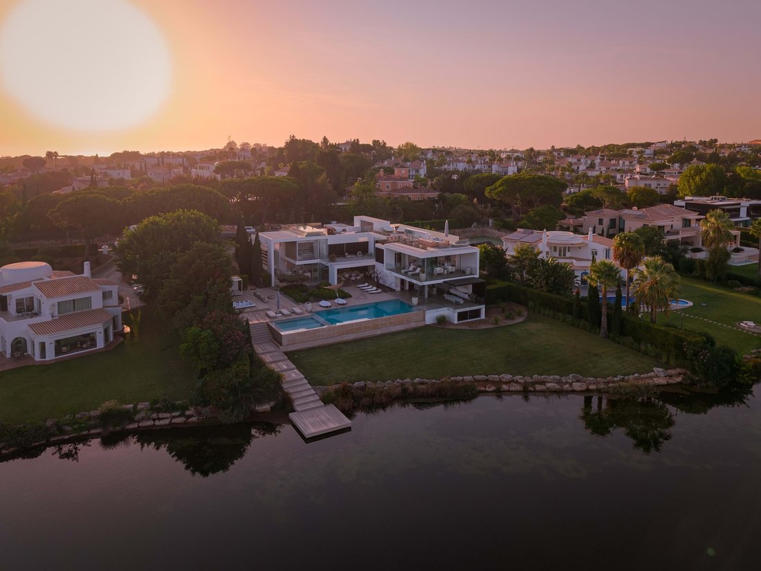 Villa in Quinta do Lago, Almancil, Portugal 5 - 16881099
