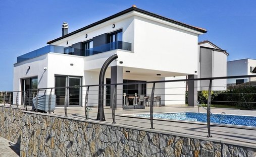 Villa in Malinska, Primorje-Gorski Kotar County, Croatia 1