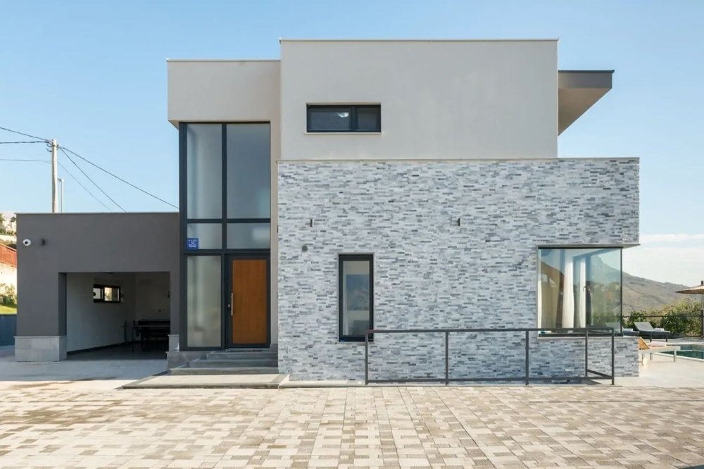 Villa in Mejasi, Split, Split-Dalmatia County 4 - 16880195