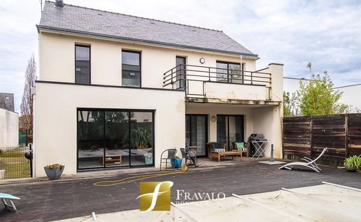 Château Vannes 622.0 Sqm 12 Bedrooms