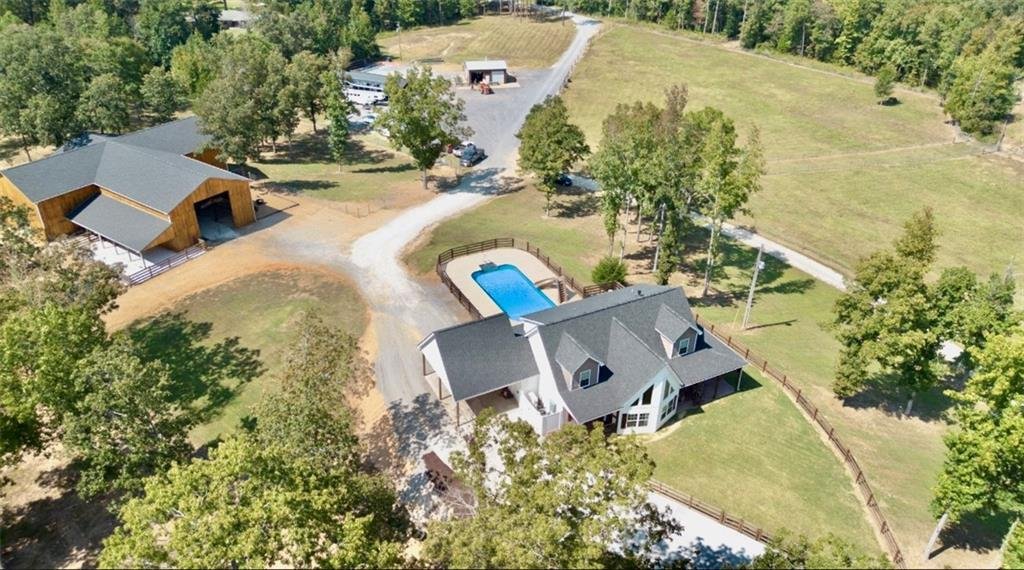 House in Centre, Alabama, United States 1 - 16887652