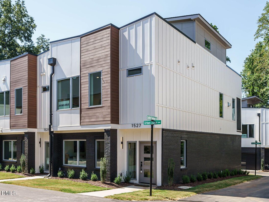 Townhouse in Raleigh, North Carolina, United States 2 - 16875548