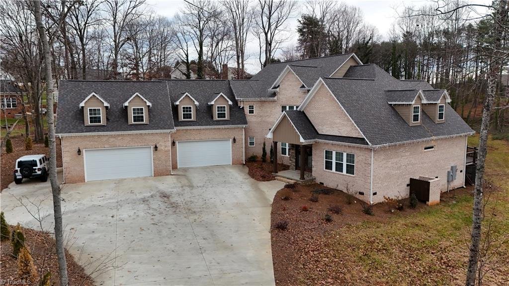 House in King, North Carolina, United States 1 - 16878305