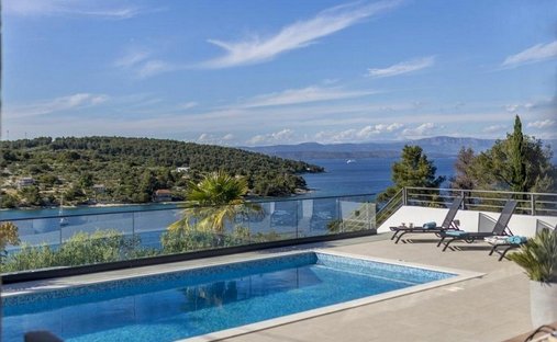 Villa in Lokve, Split, Split-Dalmatia County 1