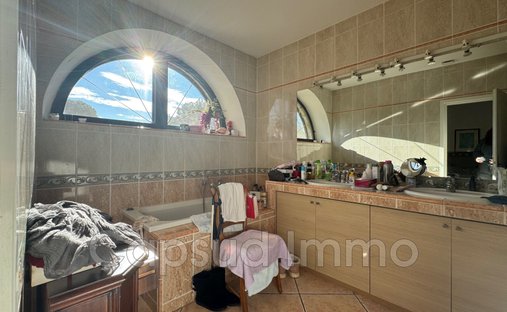 Castle for Sale in Béziers, Occitanie, France