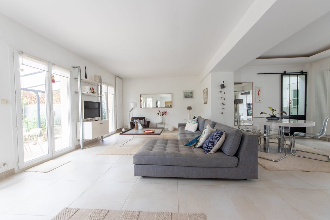 House in Antony, Ile-de-France, France 3 - 16877752