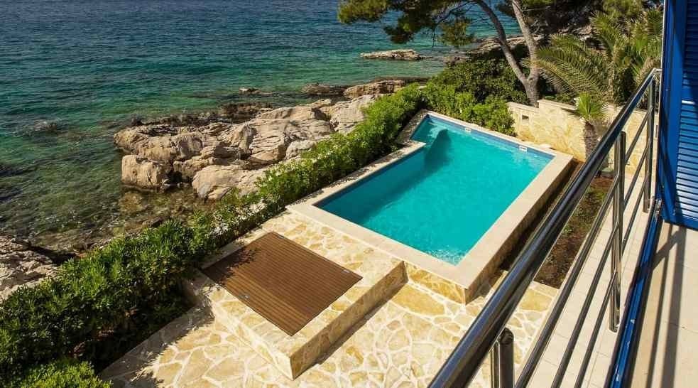 Villa in Lokve, Split, Split-Dalmatia County 1 - 16880106