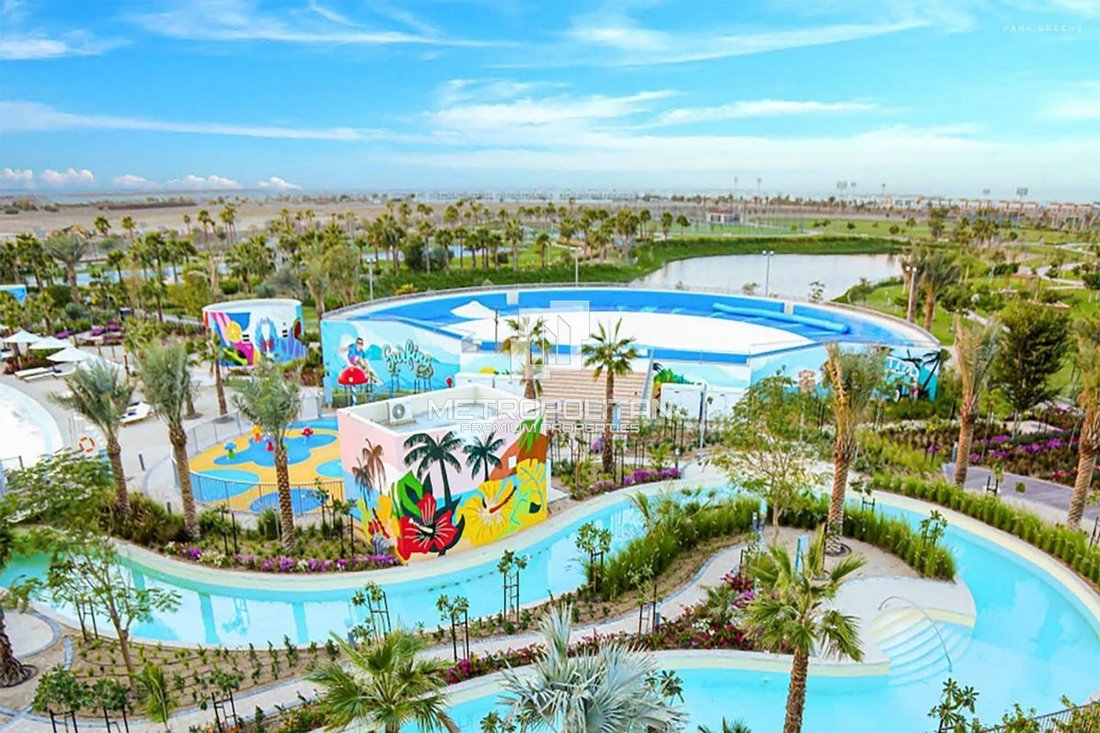 Townhouse in Damac Hills 2, Dubai, United Arab Emirates 1 - 16872433