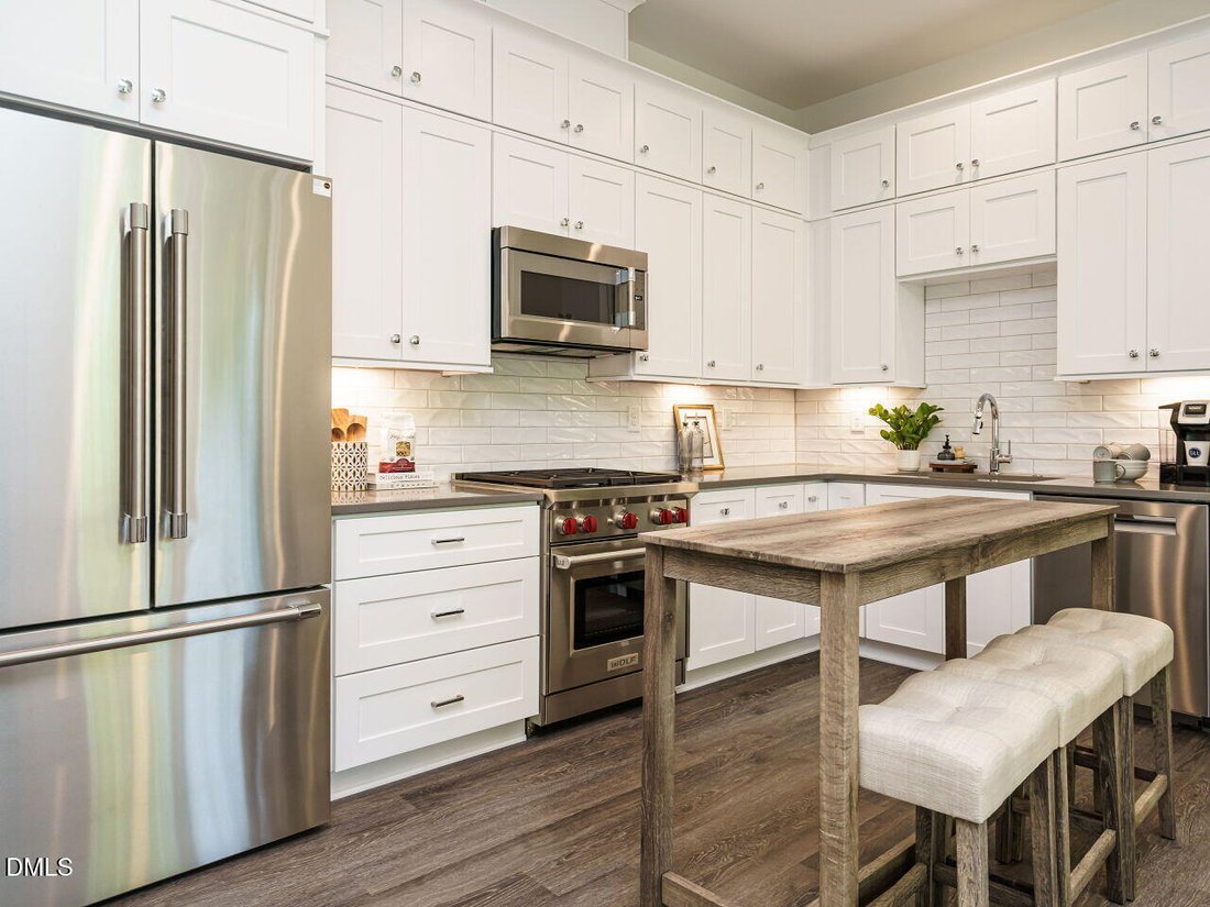 Townhouse in Raleigh, North Carolina, United States 2 - 16876320