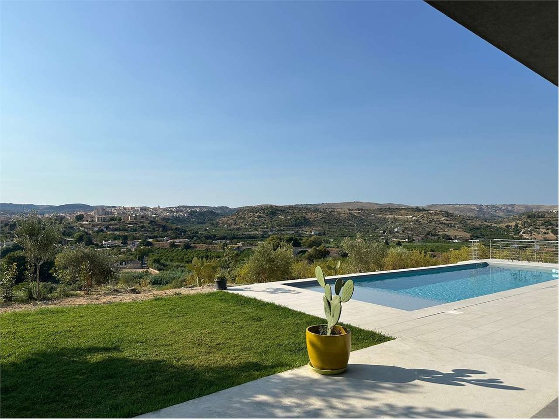 Villa in Noto, Sicily, Italy 1 - 16882201