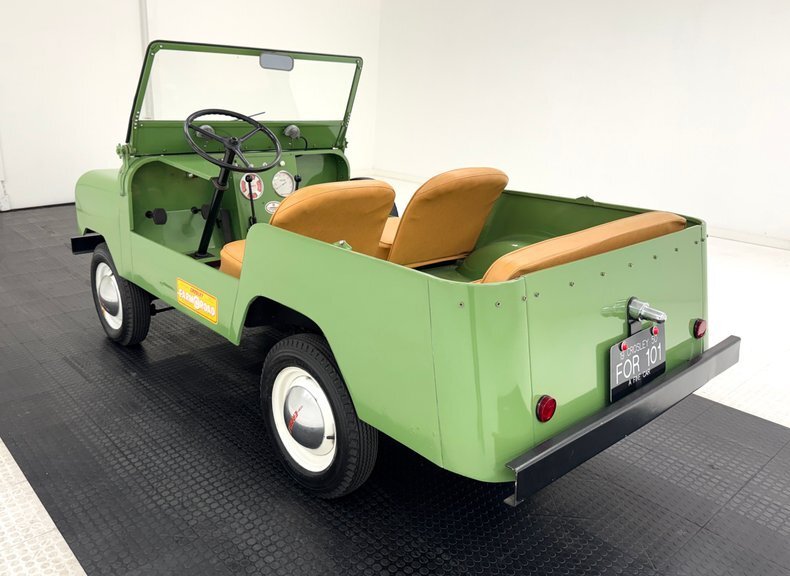 Cabriolet in Morgantown, United States 3 - 13482815