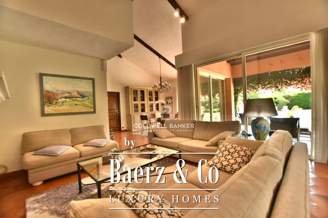 Villa in Valbonne, Provence-Alpes-Côte d'Azur, France 5 - 16889009