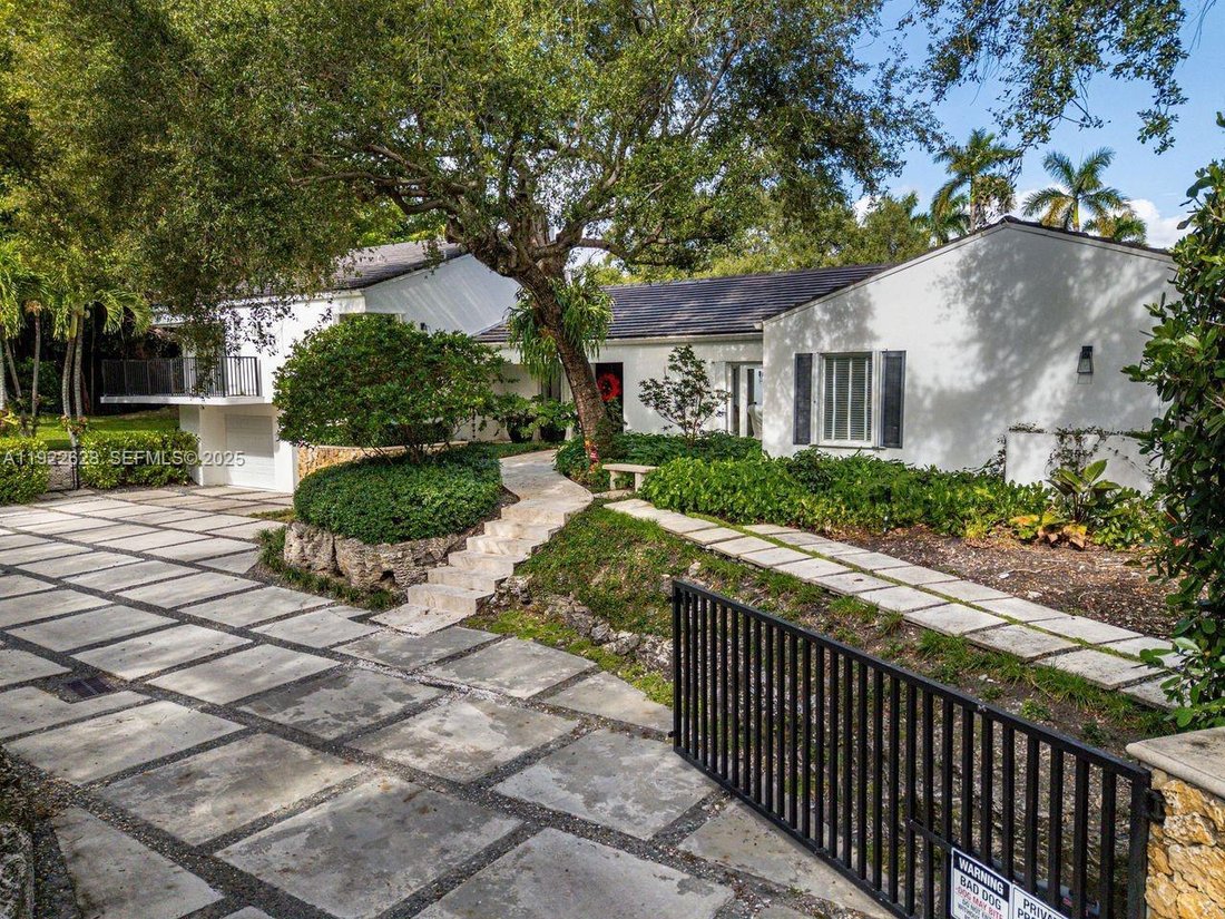 House in Miami, Florida, United States 1 - 16887165