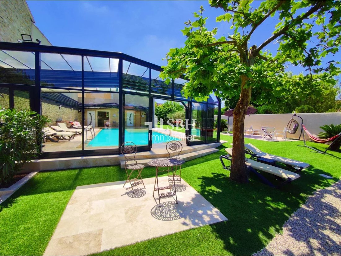 House in Velorgues-Petit Palais, L'Isle-sur-la-Sorgue, France 4 - 16885187