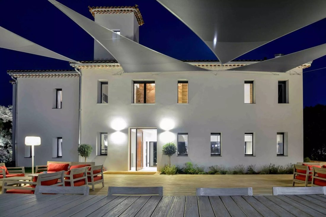 Villa in Vieille Ville, Antibes, France 3 - 10610538