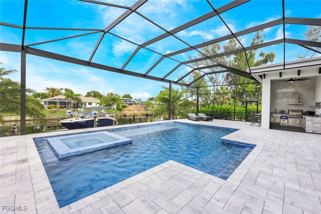 House in Cape Coral, Florida, United States 5 - 16887299