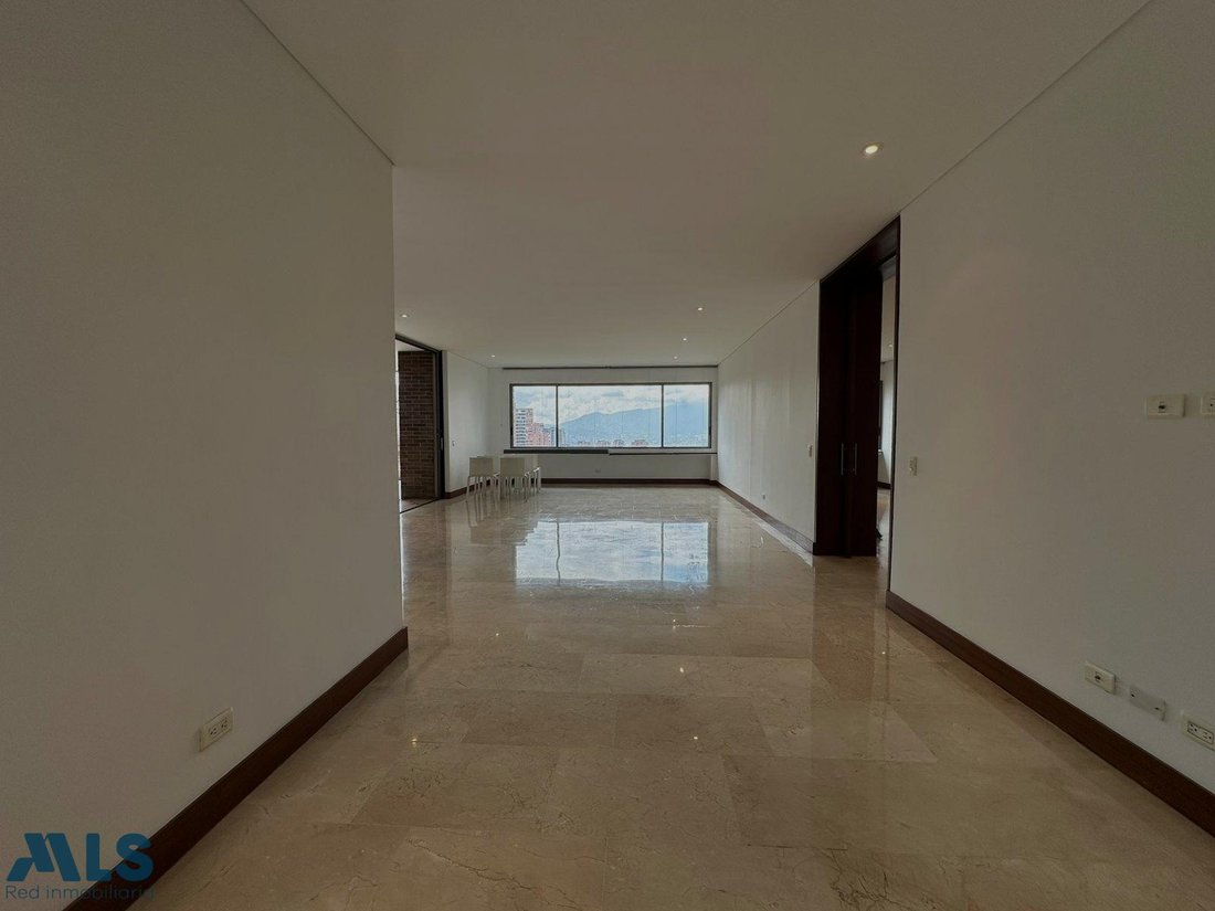 Apartment in Medellín, Antioquia, Colombia 4 - 16885149