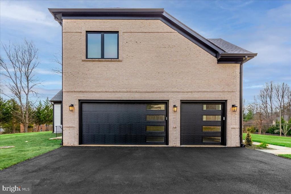 House in Herndon, Virginia, United States 2 - 16872674