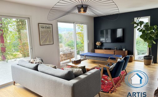 House in Saint-Pée-sur-Nivelle, Nouvelle-Aquitaine, France 1
