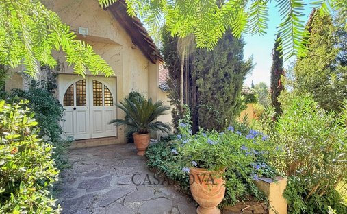 Castle for Sale in Béziers, Occitanie, France