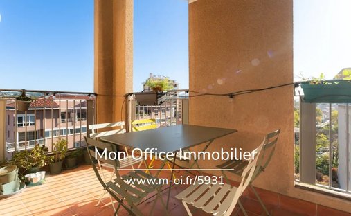 Castle for Sale in Aix-en-Provence, Provence-Alpes-Côte d'Azur, France