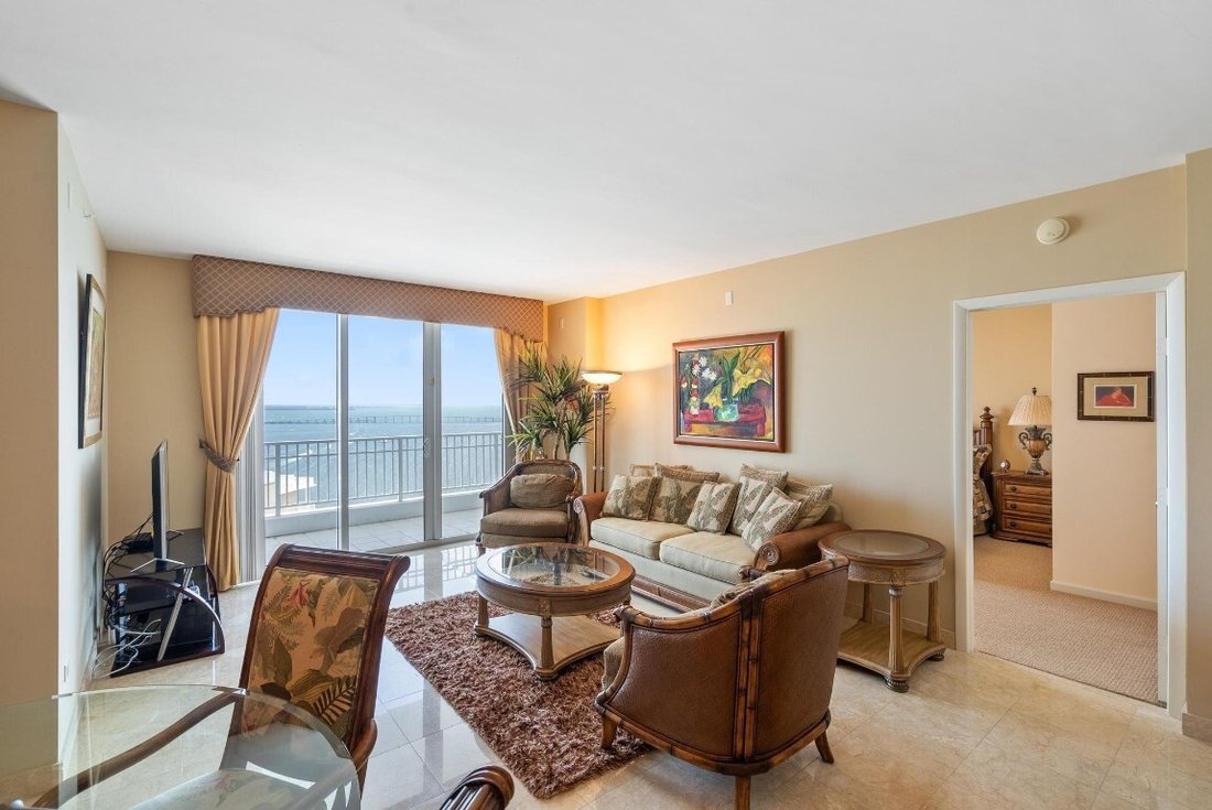 Condo in Miami, Florida, United States 5 - 16634328