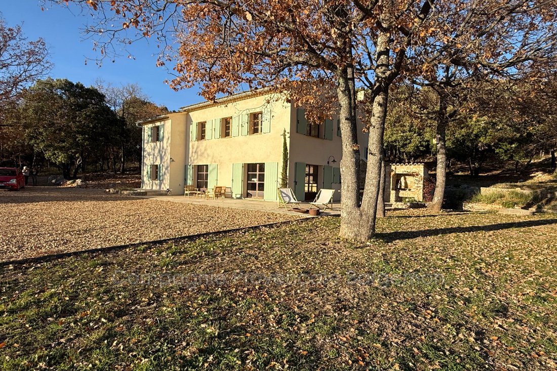 Villa in Bargemon, Provence-Alpes-Côte d'Azur, France 2 - 16889032