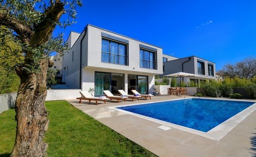 Villa in Malinska, Primorje-Gorski Kotar County, Croatia 1