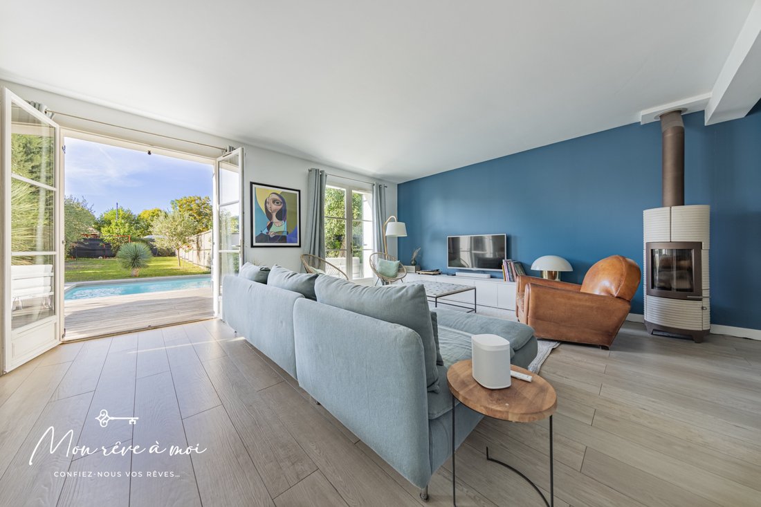 House in Village Doumer, Carrieres-sur-Seine, France 2 - 16878334
