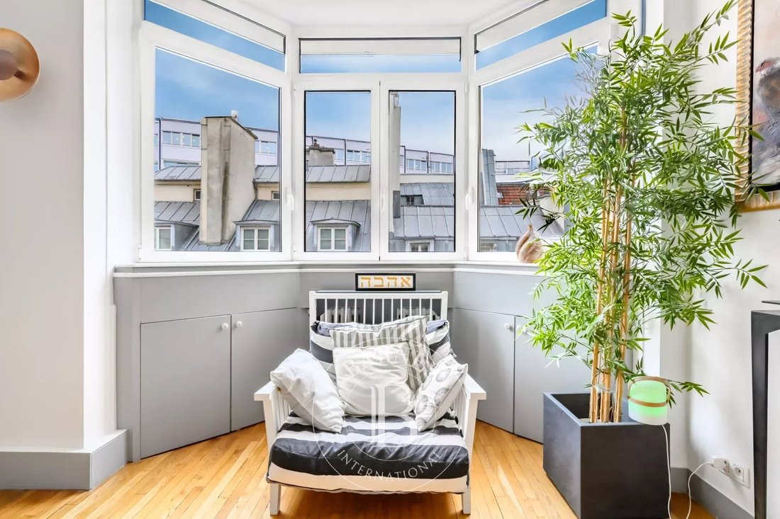 Apartment in Vivienne-Gaillon, Paris 2e Arrondissement, Paris 4 - 16879673