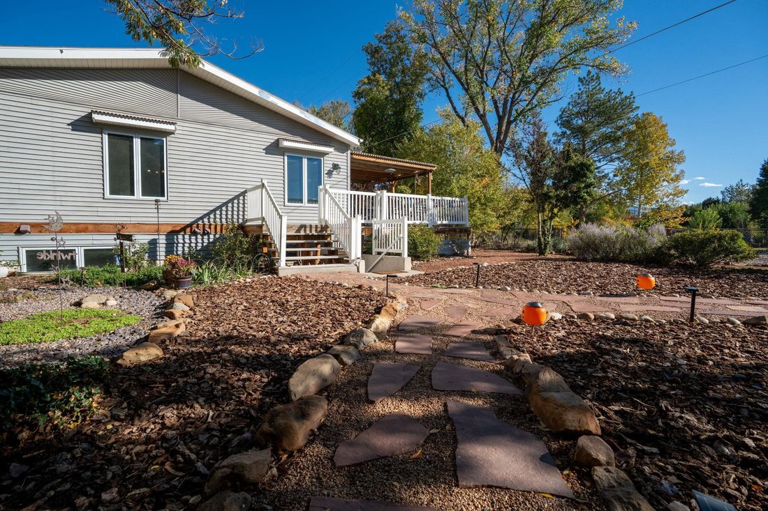 Palisade, Colorado, United States 5 - 16881778